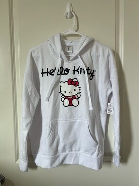 Universal White Pullover Sweatshirt with Tag